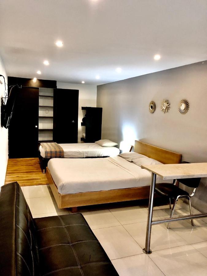 Bogota Rooms Heroes Exterior photo