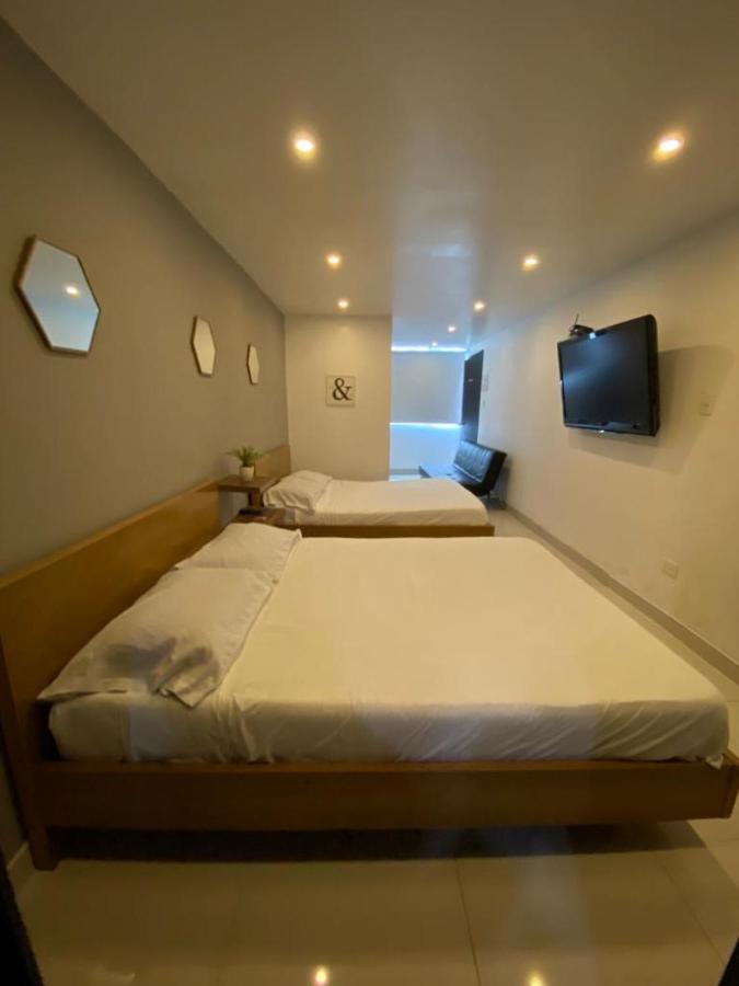 Bogota Rooms Heroes Exterior photo